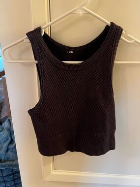 Women’s Ribbed Cropped Tank Top - Black